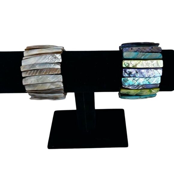 Lot Of 2 Vtg MOP Abalone Seashell Bracelet Silver-tone & Multicolor Dyed Stretch - Picture 1 of 7